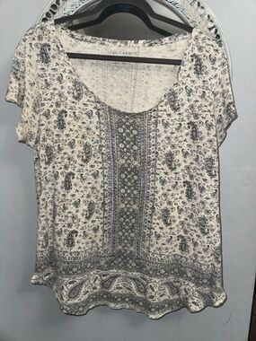 Lucky Brand Women's Scoop Neck Printed Tee - White & Gray